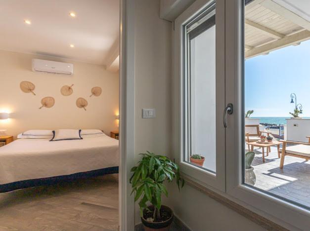 フィウミチーノCasa Mira Luxury Sea House Fco Airportアパートメント エクステリア 写真
