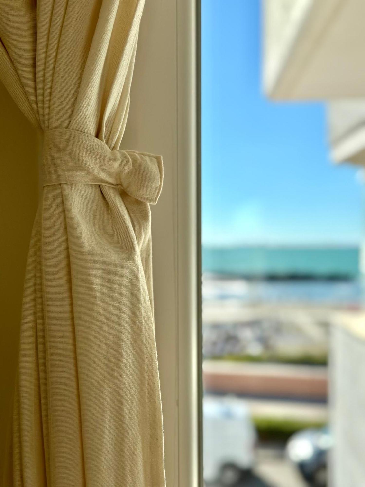 フィウミチーノCasa Mira Luxury Sea House Fco Airportアパートメント エクステリア 写真
